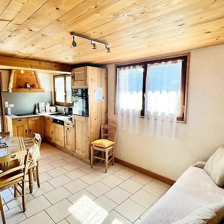 Studio De Montagne, * Montriond